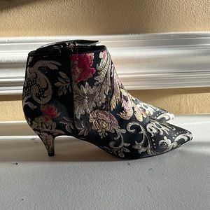 SAM EDELMAN- Floral Kinzey Boots- Size 9.5
